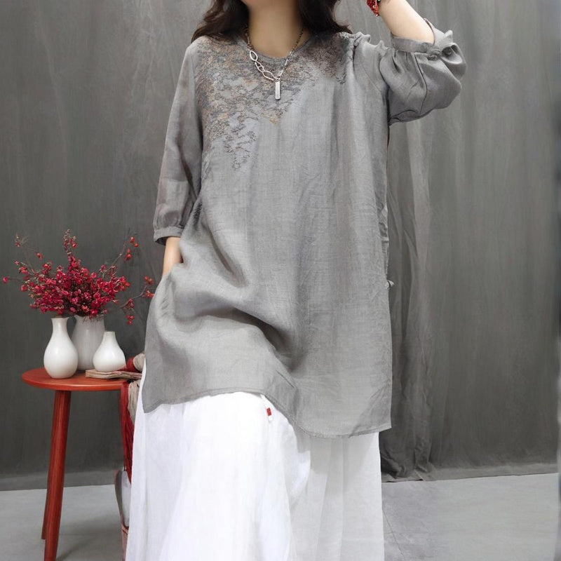 Women's Solid Color Round Neck Embroidered Long Sleeve T-Shirt - Vintage Floral Design Spring Summer Casual Comfort