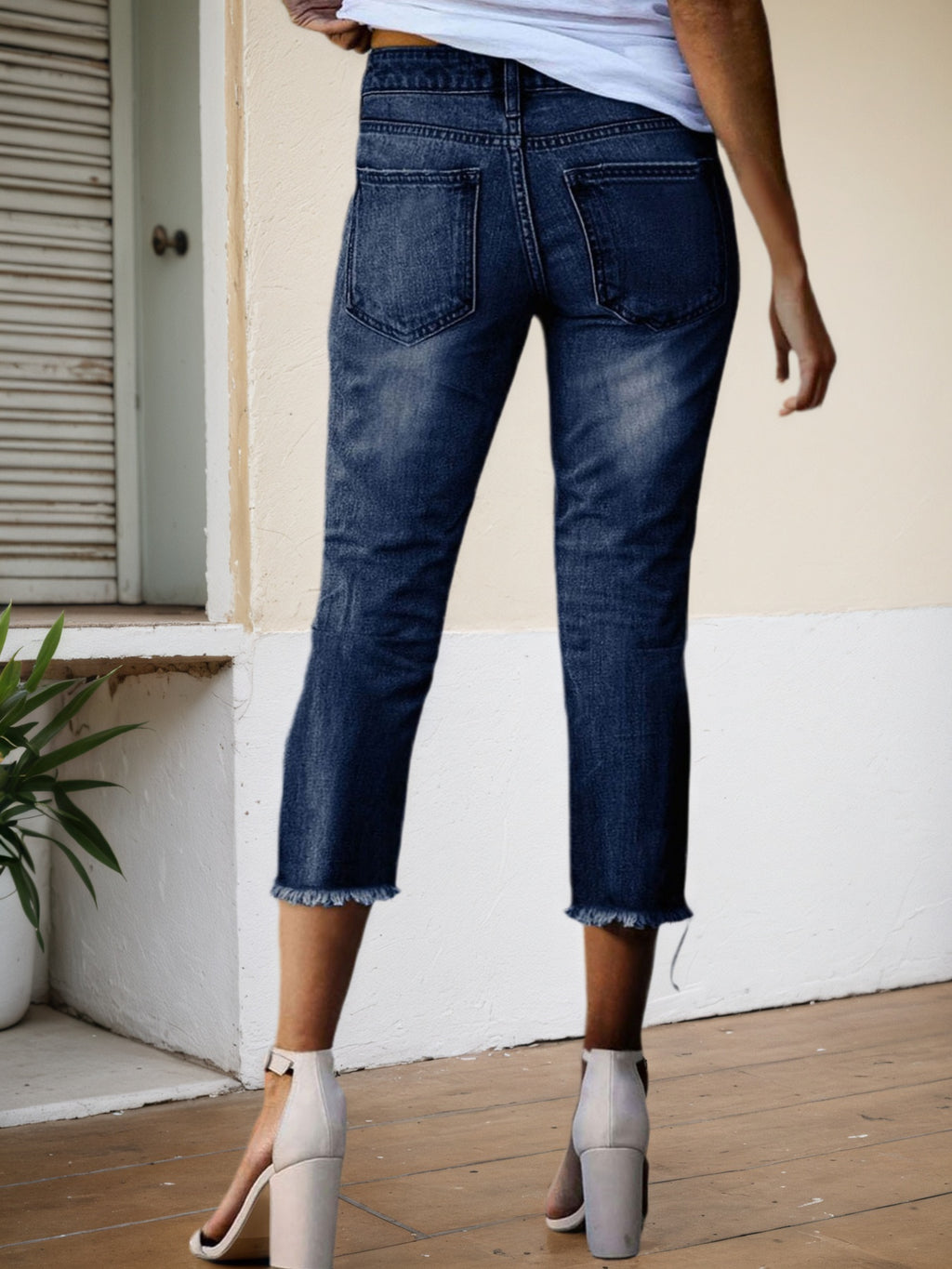 Women's Stretch Slim Fit Seven Quarter Denim Pants - High Stretch Frayed Edge Pocket Mid Waist Denim Seven Quarter Pants, Shallow Water Washed Blue Casual Elegant Versatile, Comfortable Fit, Durable C