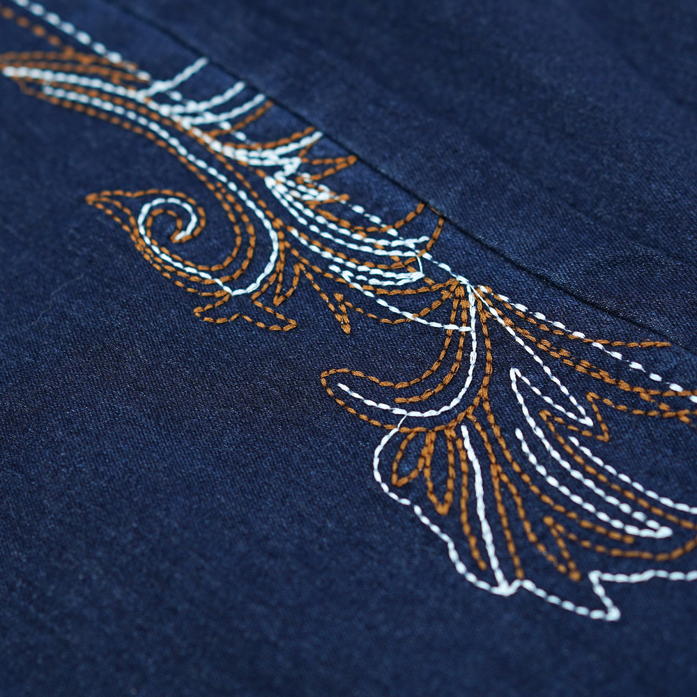 Sculpt Your Curves With Our Butt-Lifting Bootcut Jeans Our Mid-Rise Bootcut Features Intricate Statement Embroidery Down The Leg And On The Pockets. Perfect Vaquera Vibe Forbidden Platform - Temu