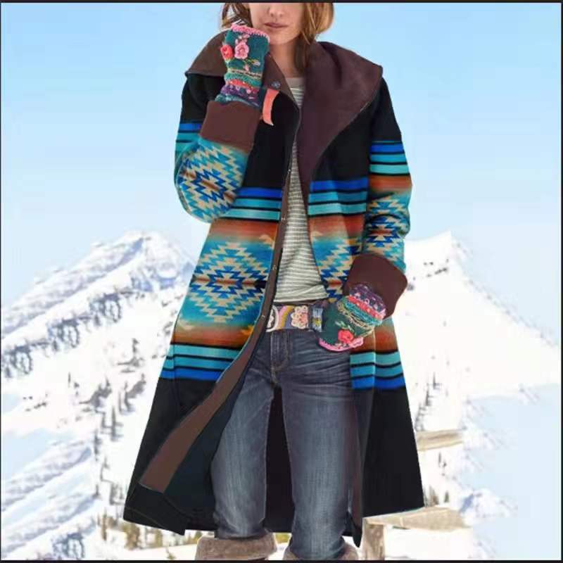Mid-length printed top and long-sleeved woolen coat