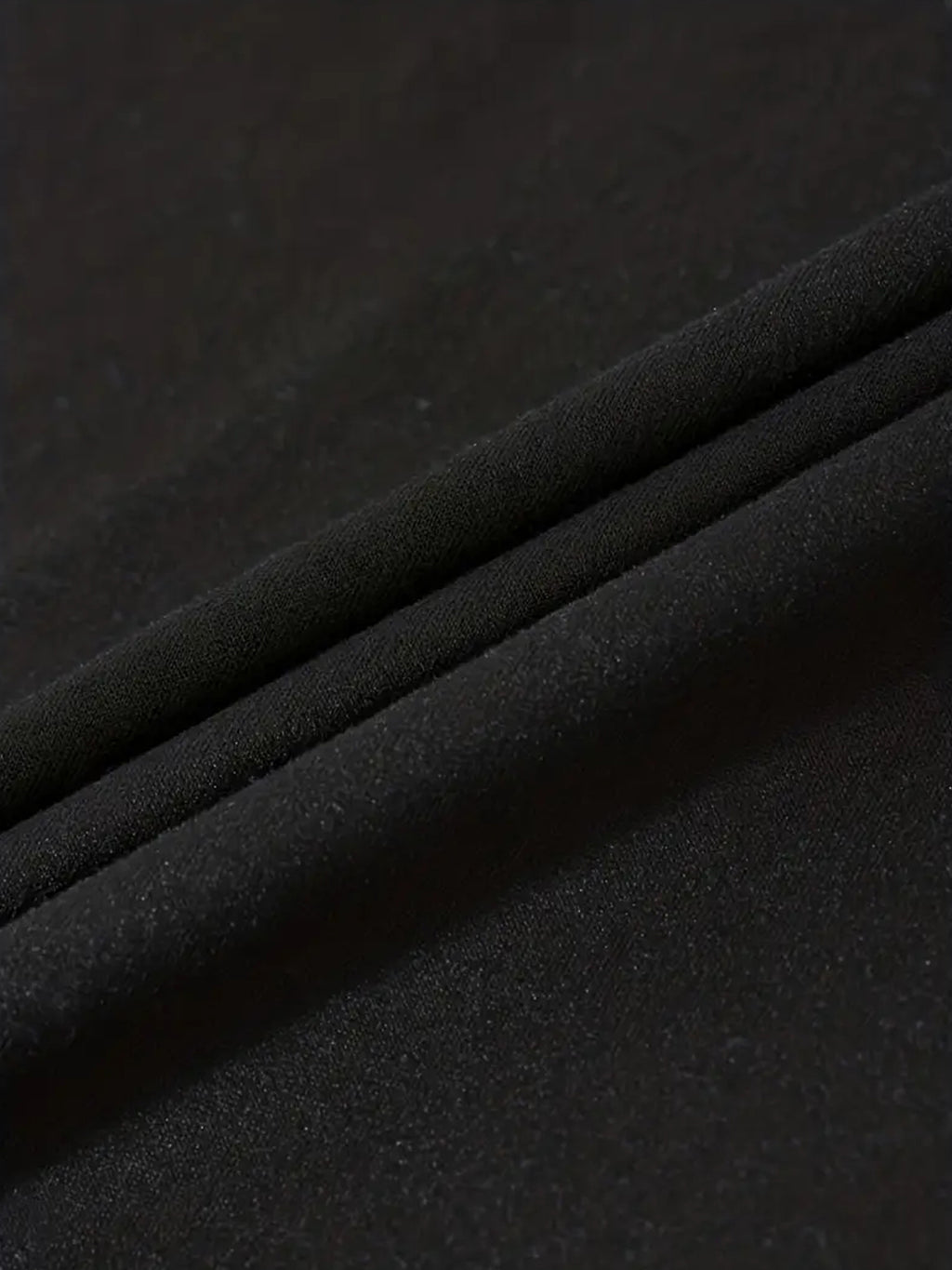 2025 Large New Women's Short Sleeved And Shorts Jogging Set, Casual Two-piece Set, Sportswear