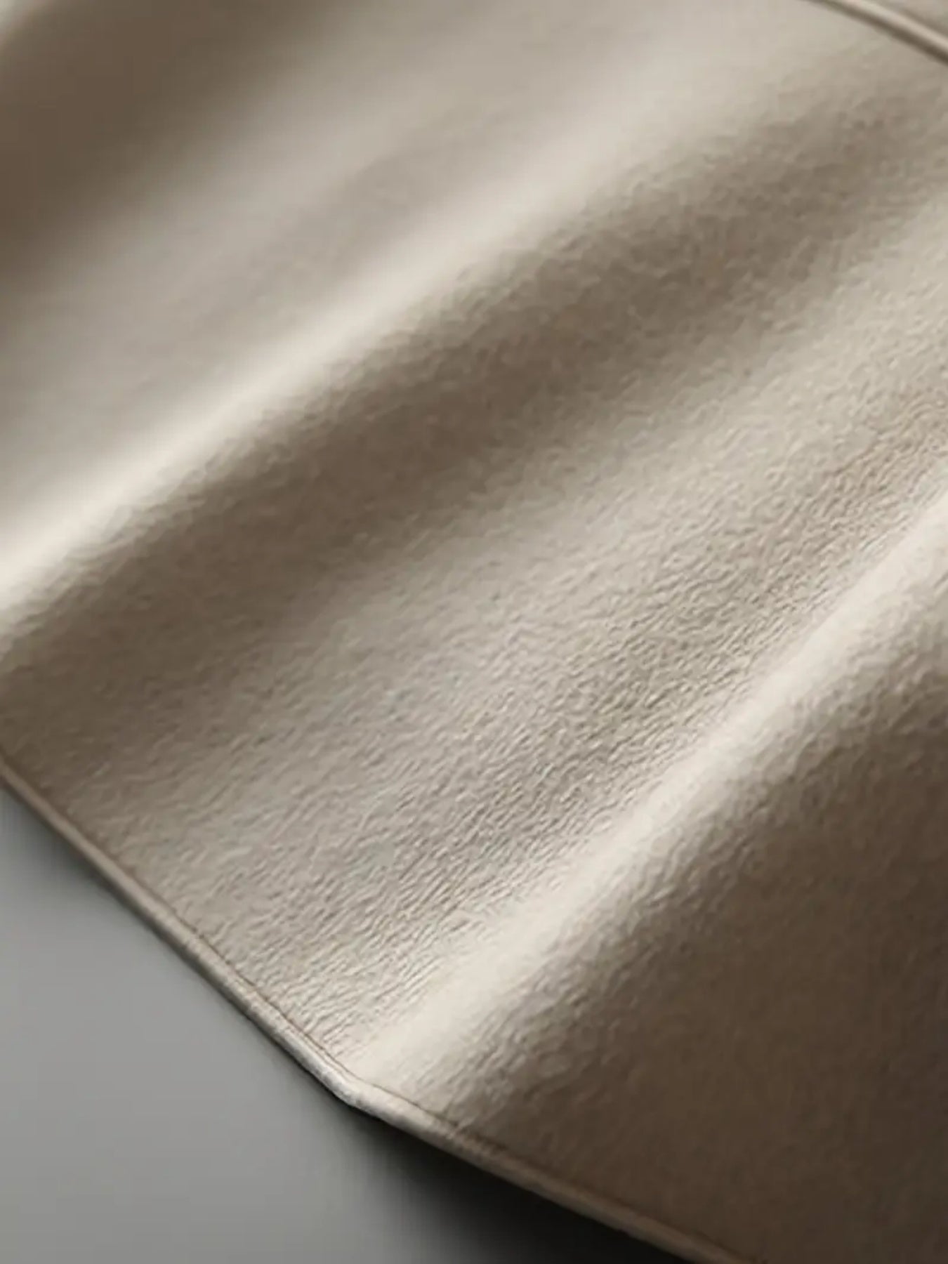 2025 New European And American Fashion Simple Women's Single Breasted High Texture Short Top