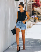 Women's Fashionable And Casual Ripped Denim Shorts, With A Brushed Fringed Hem, Are Comfortable And Suitable For The Street, Seaside, Vacation And Casual Wear. Women's Denim Clothing